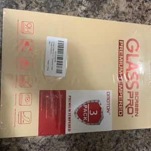Glass screen pro 3pack new sealed iPad Pro 9.7 screen protector